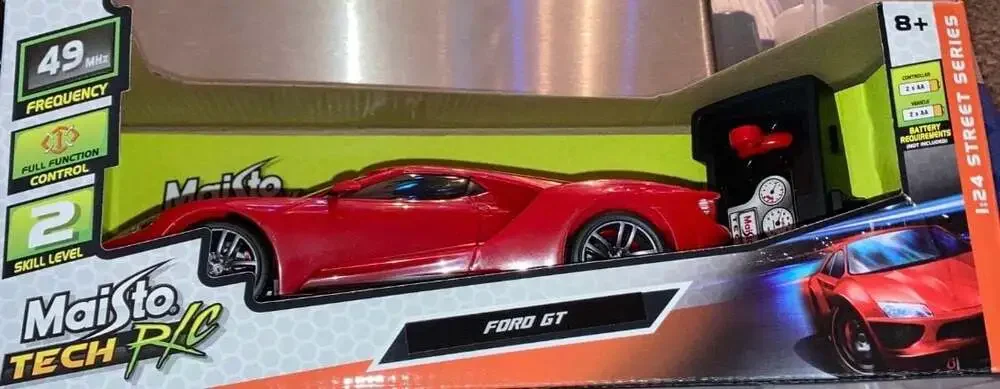 Maisto Tech R/C 1:24 Street Series Ford GT Remote‎ Control Car, Red
